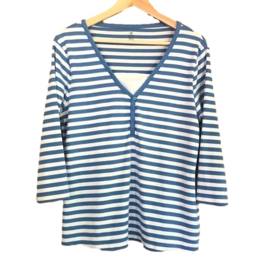 Bobbie Brooks striped mock layered v-neck size medium